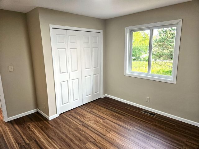 2158 100th Street, Somerset, WI 54025