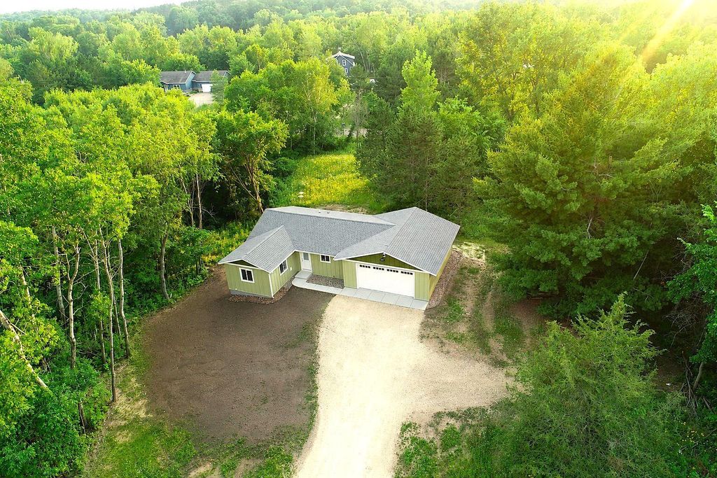 2158 100th Street, Somerset, WI 54025