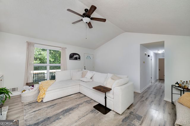 105 Bobolink Drive, Stockbridge, GA 30281