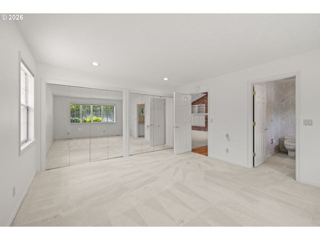 1715 Ne 169TH Ave, Portland, OR 97230