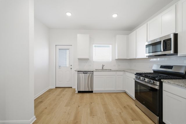 812 Antioch Drive, Princeton, TX 75071