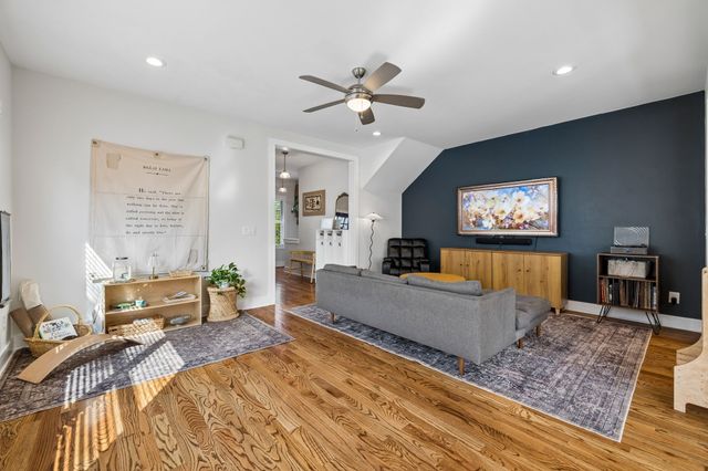 3819 Dr Walter S Davis Blvd, Nashville, TN 37209