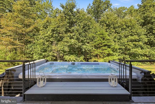 40957 WAXWING DR, Leesburg, VA 20175