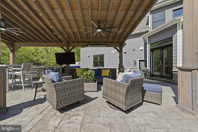 40957 WAXWING DR, Leesburg, VA 20175