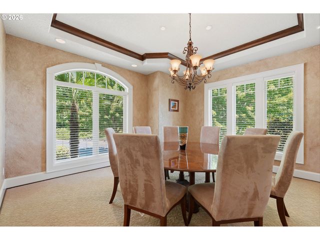 3841 Se DEER CREEK Way, Gresham, OR 97080