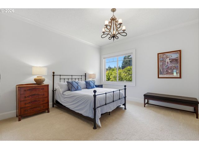 3841 Se DEER CREEK Way, Gresham, OR 97080