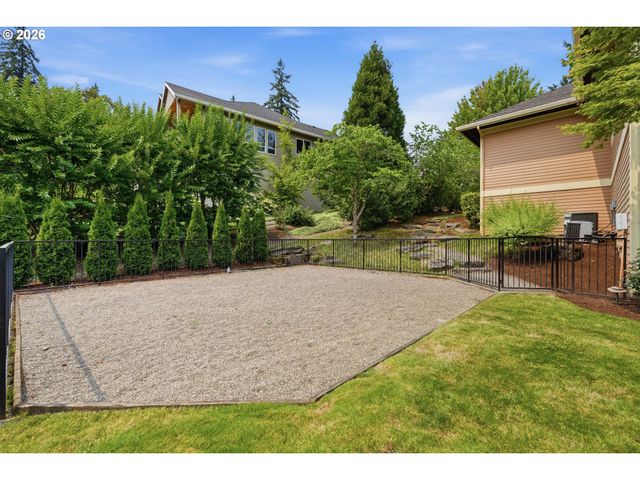 3841 Se DEER CREEK Way, Gresham, OR 97080