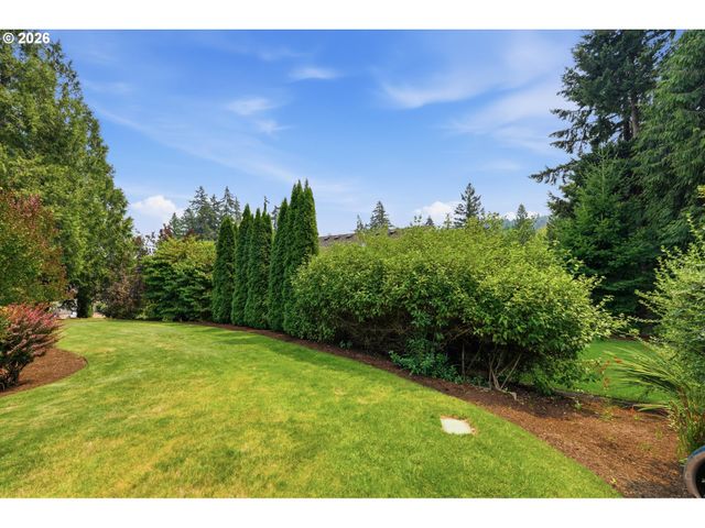 3841 Se DEER CREEK Way, Gresham, OR 97080
