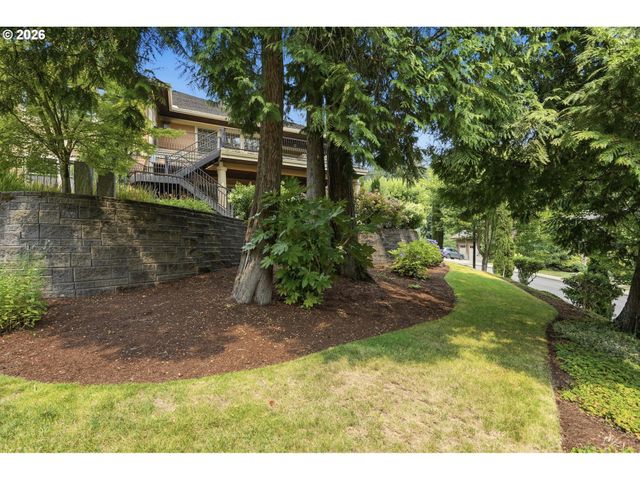 3841 Se DEER CREEK Way, Gresham, OR 97080