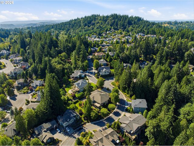 3841 Se DEER CREEK Way, Gresham, OR 97080