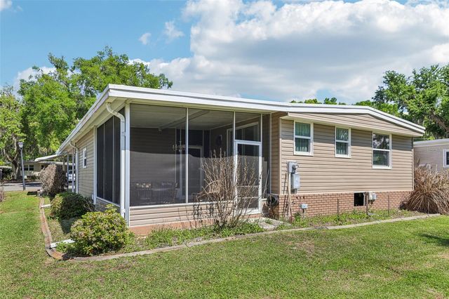 105 ORCHID WAY, Leesburg, FL 34748