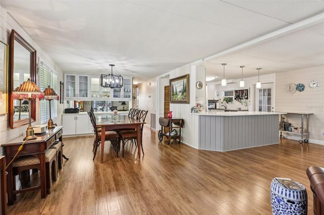 105 ORCHID WAY, Leesburg, FL 34748