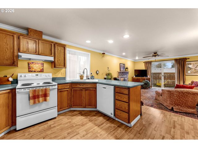 2105 DAHLIA St, Woodland, WA 98674