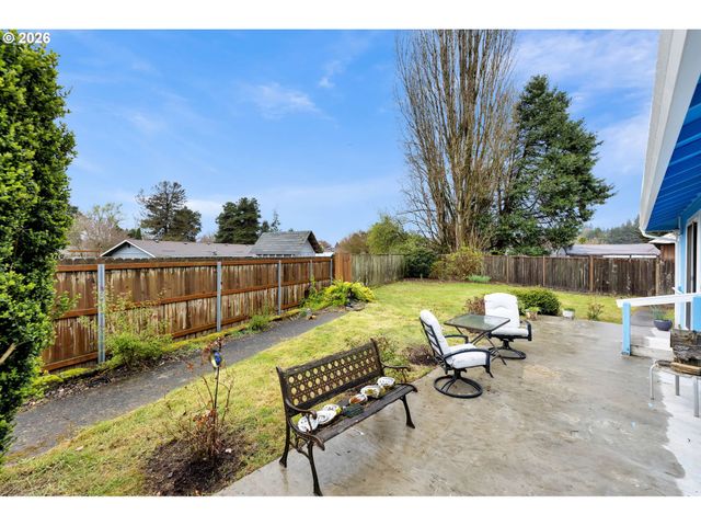 2105 DAHLIA St, Woodland, WA 98674