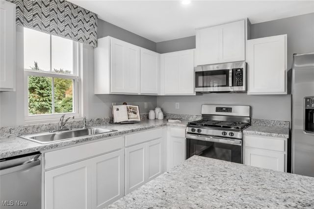 5088 Spruce Knoll Run, Kent, OH 44240