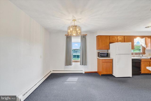 120 E CLEARVIEW DR, Shrewsbury, PA 17361