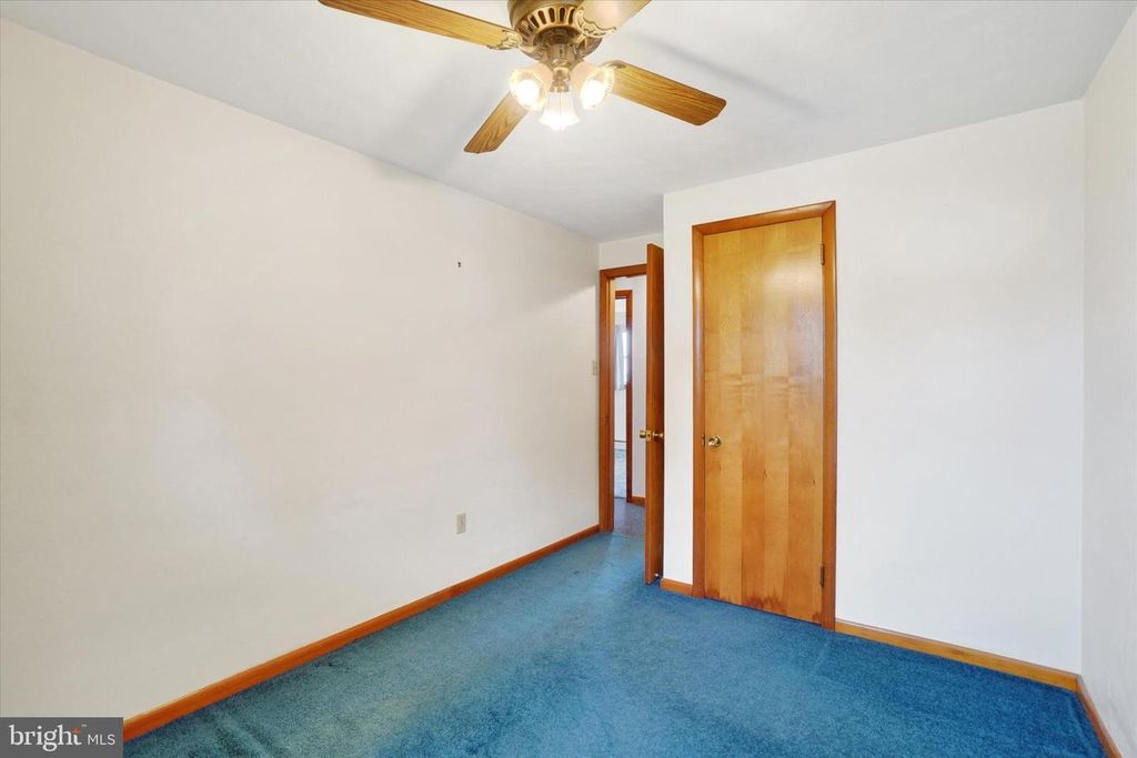 Image 16 of property listing at 120 E CLEARVIEW DR, Shrewsbury, PA 17361