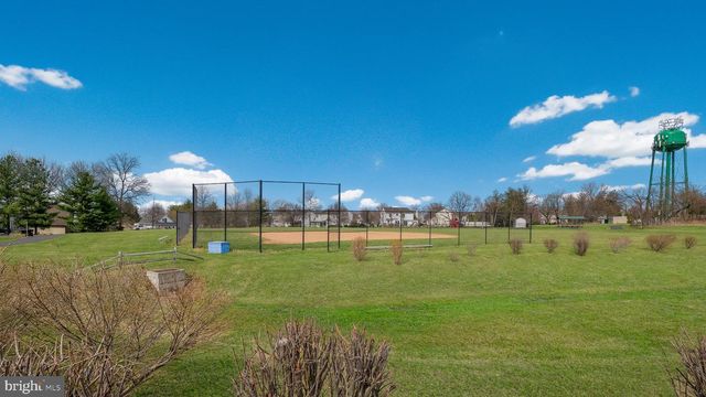 109 PARKSIDE DR, Dublin, PA 18917