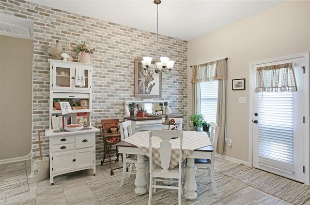 1812 Bass Run, Lake Charles, LA 70611
