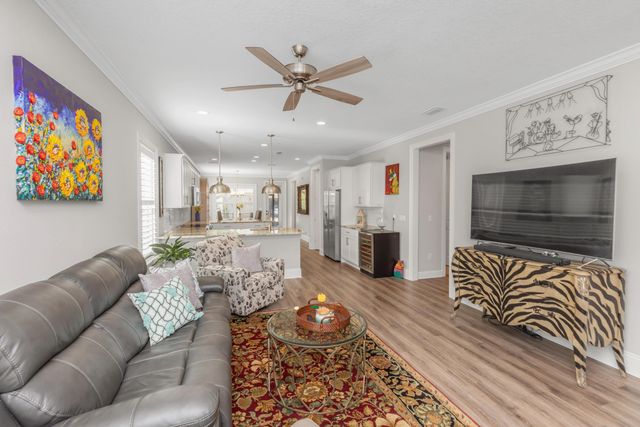 105 Oyster Boulevard, Freeport, FL 32439