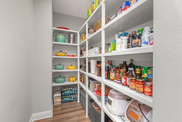 105 Oyster Boulevard, Freeport, FL 32439