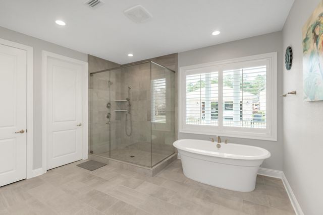 105 Oyster Boulevard, Freeport, FL 32439