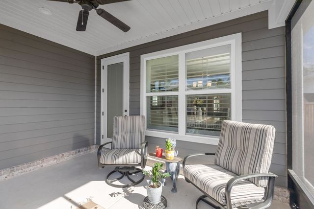 105 Oyster Boulevard, Freeport, FL 32439