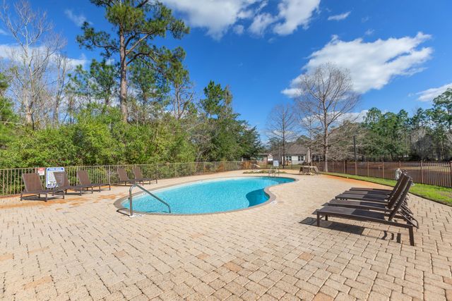 105 Oyster Boulevard, Freeport, FL 32439