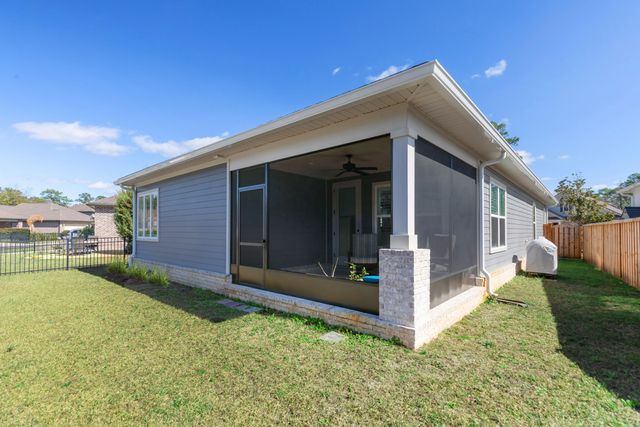 105 Oyster Boulevard, Freeport, FL 32439