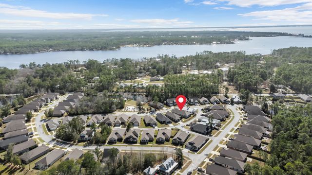 105 Oyster Boulevard, Freeport, FL 32439