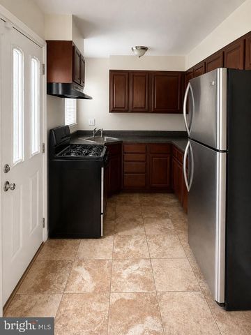 1918 NOVA AVE, Capitol Heights, MD 20743