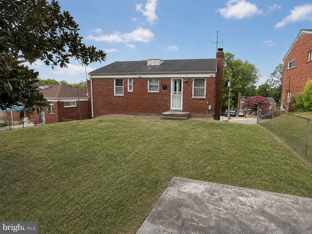 1918 NOVA AVE, Capitol Heights, MD 20743