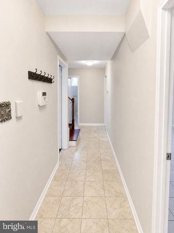 1918 NOVA AVE, Capitol Heights, MD 20743