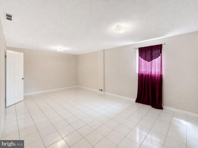 1918 NOVA AVE, Capitol Heights, MD 20743