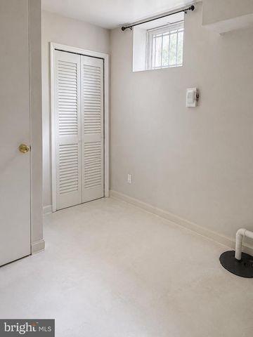 1918 NOVA AVE, Capitol Heights, MD 20743