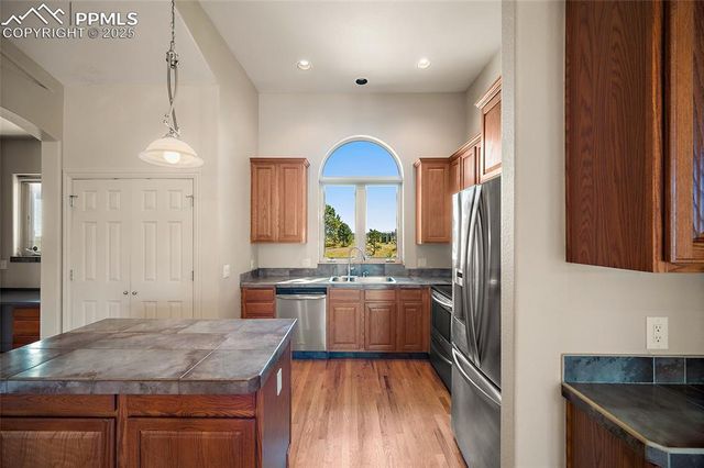 10350 Hodgen Road, Colorado Springs, CO 80908