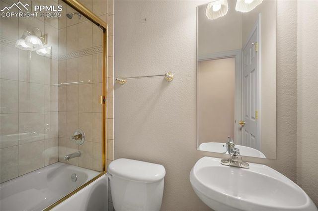 10350 Hodgen Road, Colorado Springs, CO 80908