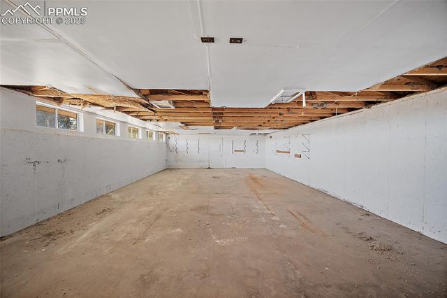 10350 Hodgen Road, Colorado Springs, CO 80908