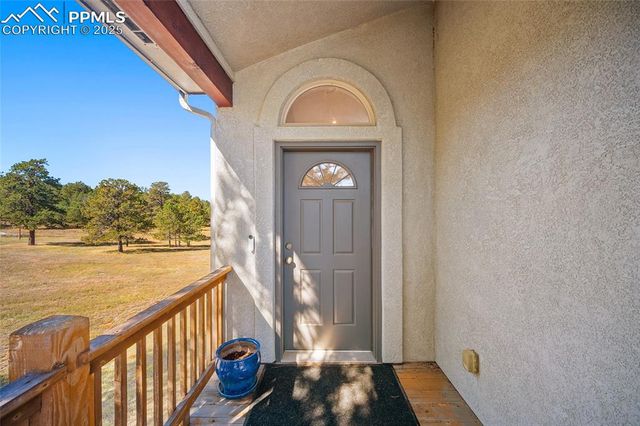 10350 Hodgen Road, Colorado Springs, CO 80908