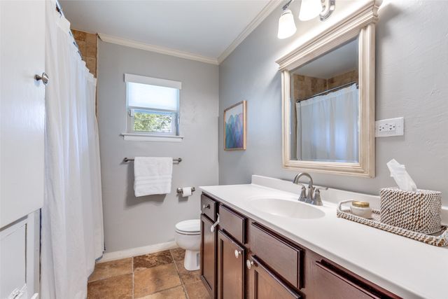 2476 Pinebluff Drive, Dallas, TX 75228