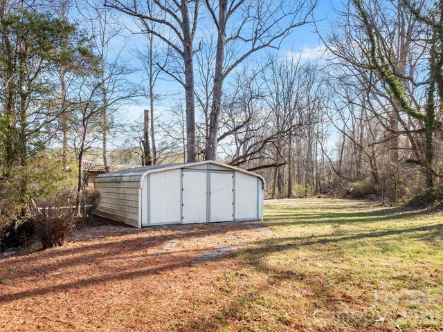 1287 Charlotte Highway, Fairview, NC 28730