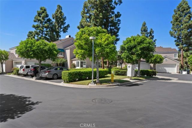 6 Seadrift 81, Irvine, CA 92604
