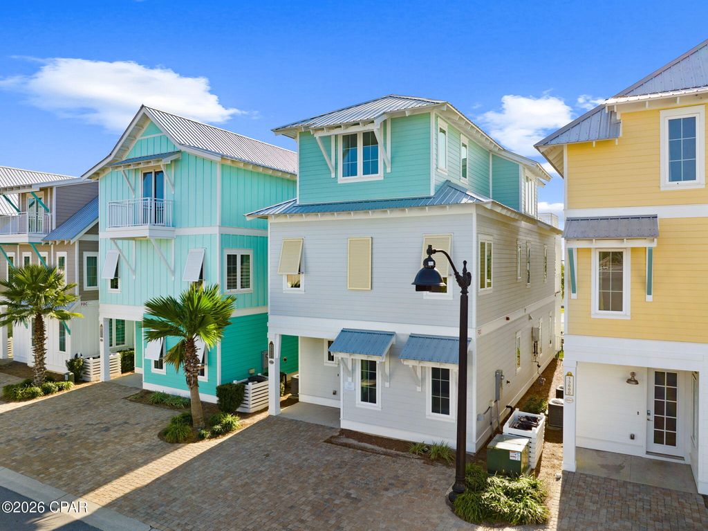 Image 4 of property listing at 13658 Front Beach Road 4, Panama City Beach, FL 32413