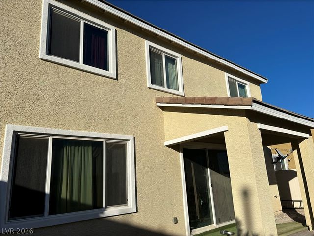 341 Largo Vista Court, North Las Vegas, NV 89084