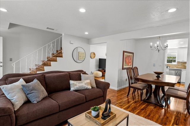 66 Audia Cir, Sacramento, CA 95823