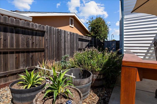 66 Audia Cir, Sacramento, CA 95823