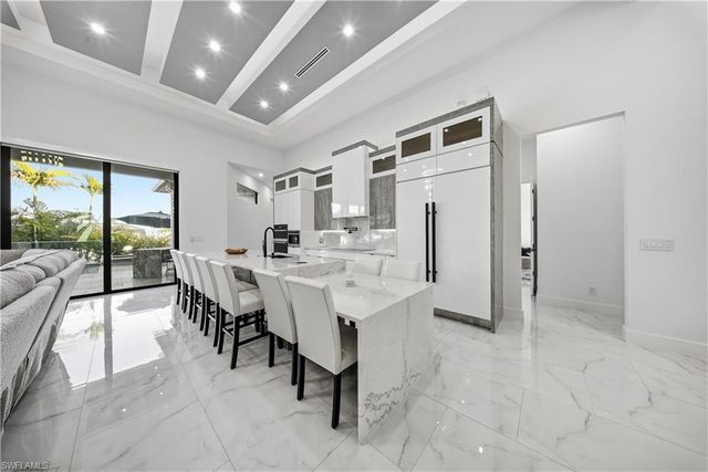 4907 Santa Monica CT, Cape Coral, FL 33904