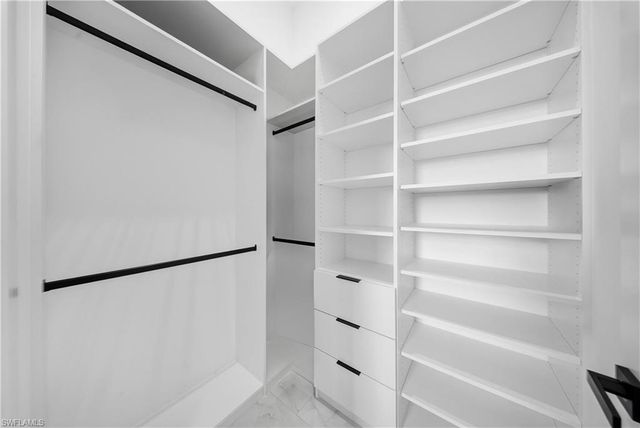 4907 Santa Monica CT, Cape Coral, FL 33904