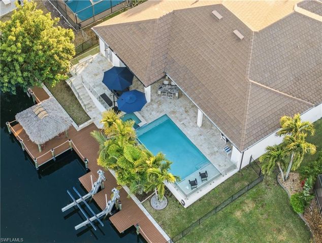 4907 Santa Monica CT, Cape Coral, FL 33904