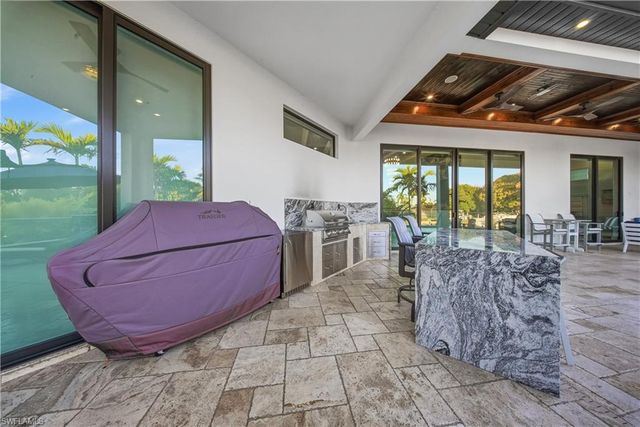 4907 Santa Monica CT, Cape Coral, FL 33904